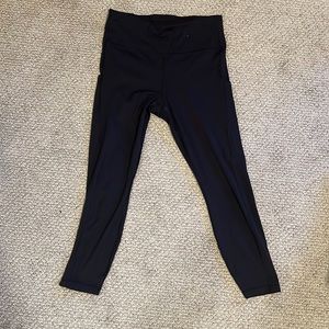 Athleta Ultimate Stash Pocket 7/8 Tight